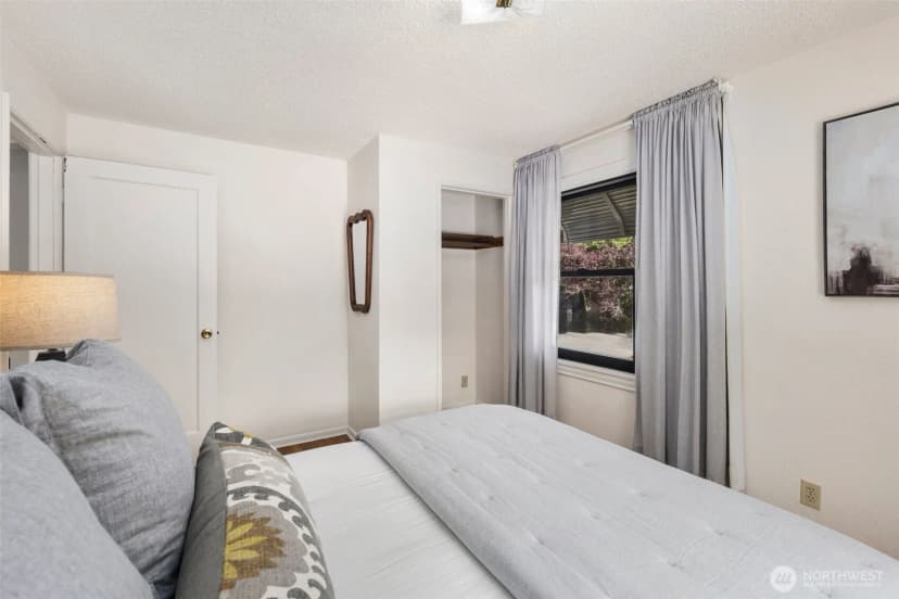 Property photo for 3703 Sw Tillman Street, Seattle photo 14