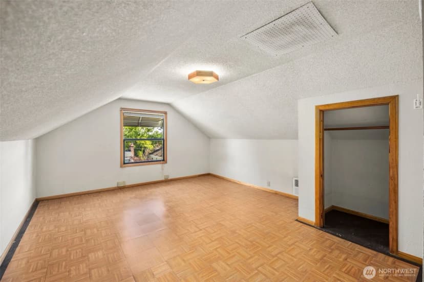 Property photo for 3703 Sw Tillman Street, Seattle photo 19