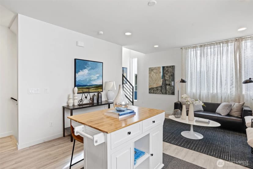 Property photo for 2521 29th Avenue S #a, Seattle photo 13