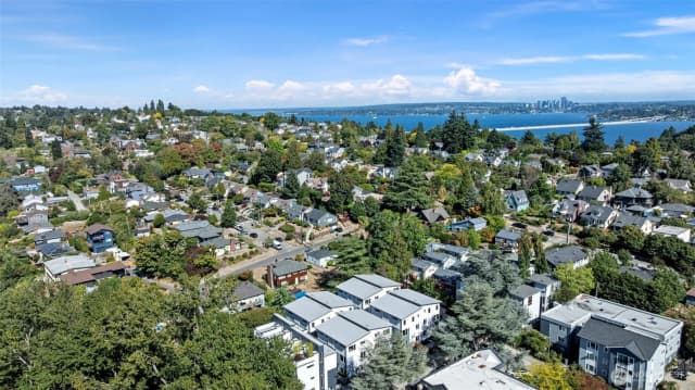 Property photo for 2521 29th Avenue S #a, Seattle