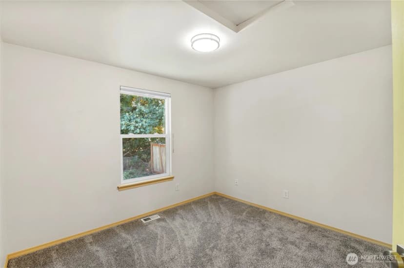 Property photo for 3211 Arbor Street, Mount Vernon photo 24