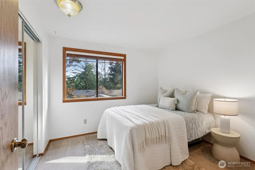 Property photo for 22035 Ne 15th Street, Sammamish photo 16