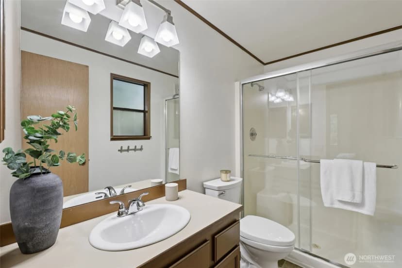 Property photo for 22035 Ne 15th Street, Sammamish photo 15