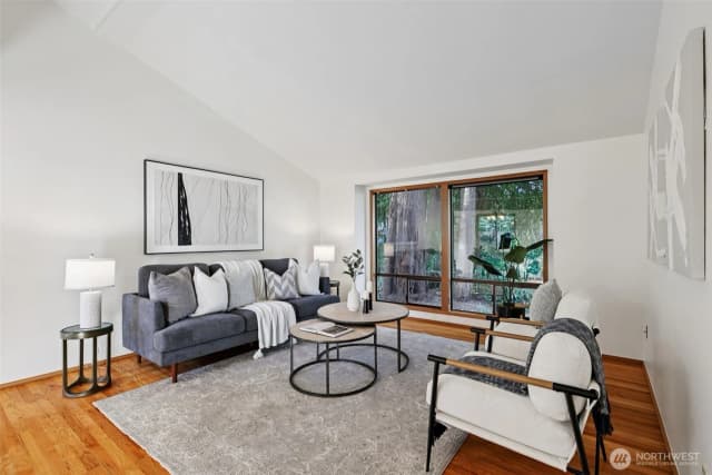 Property photo for 22035 Ne 15th Street, Sammamish photo 2