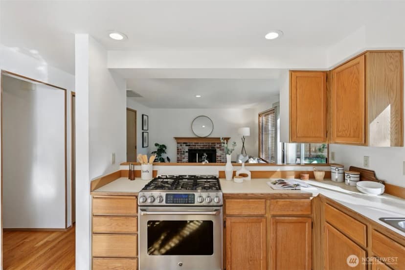 Property photo for 22035 Ne 15th Street, Sammamish photo 8