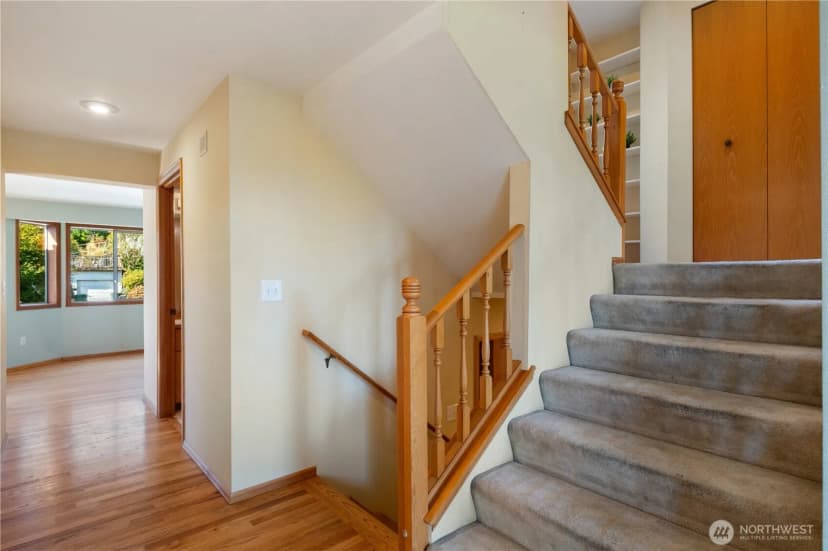 Property photo for 7044 18th Avenue Ne, Seattle photo 17