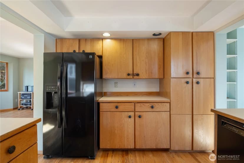 Property photo for 7044 18th Avenue Ne, Seattle photo 13