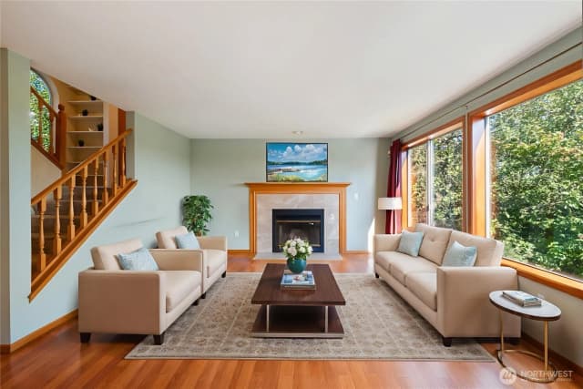 Property photo for 7044 18th Avenue Ne, Seattle photo 5