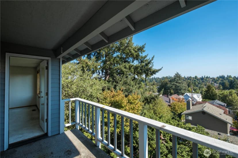 Property photo for 7044 18th Avenue Ne, Seattle photo 24
