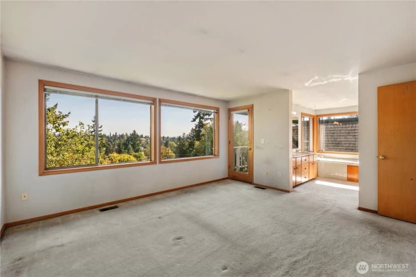 Property photo for 7044 18th Avenue Ne, Seattle photo 19