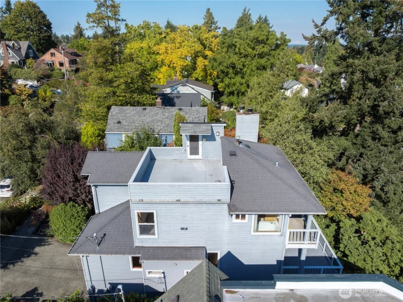 Property photo for 7044 18th Avenue Ne, Seattle photo 31