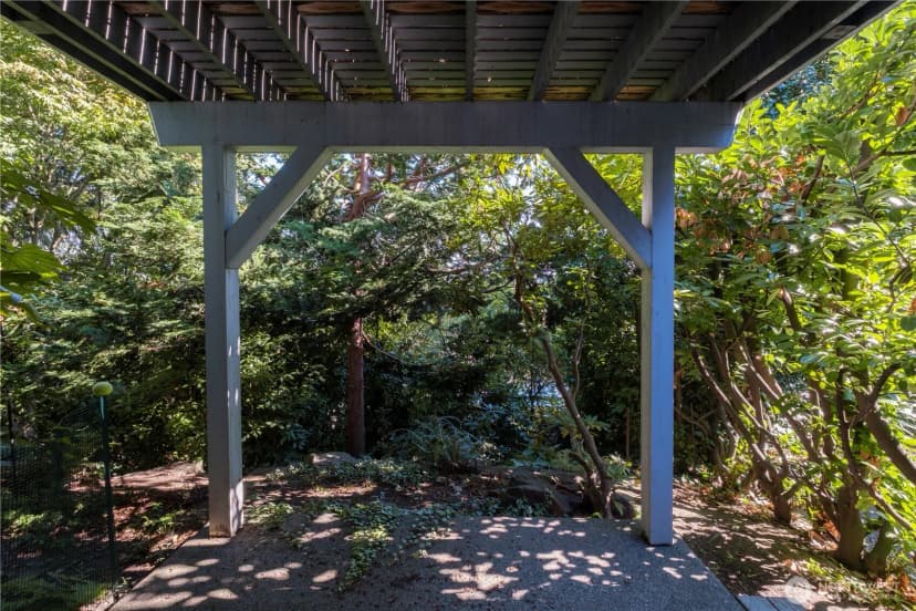 Property photo for 7044 18th Avenue Ne, Seattle photo 38