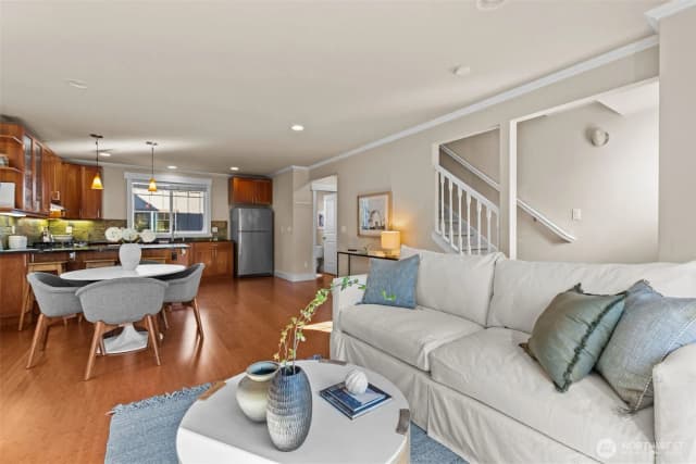 Property photo for 4252 Williams Avenue W, Seattle photo 5
