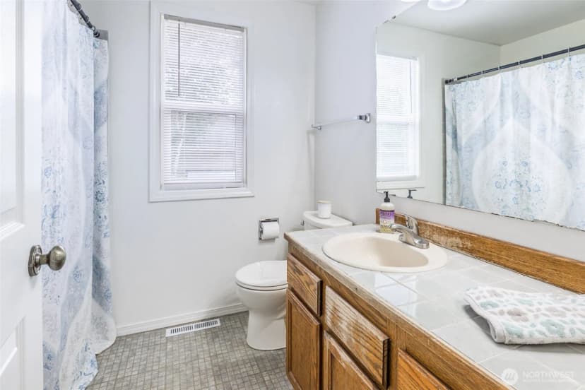 Property photo for 11803 Se 257th Street, Kent photo 22