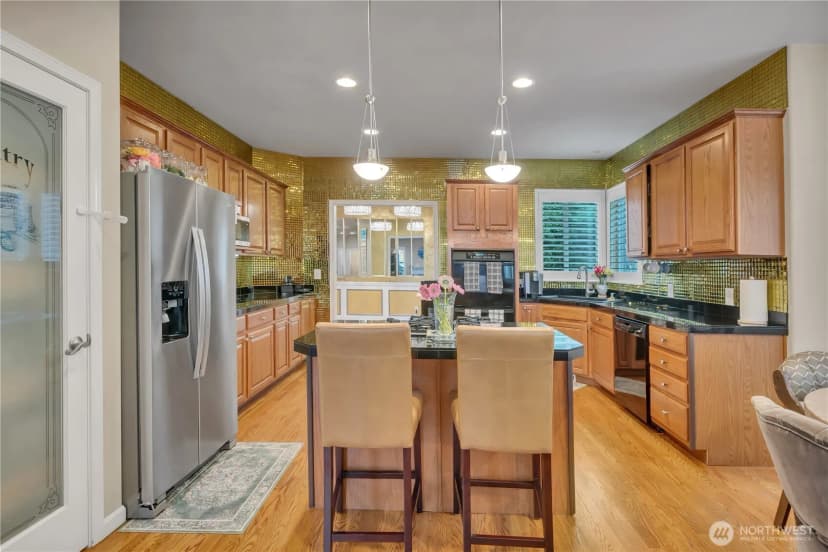 Property photo for 26525 Lake Fenwick Road S, Kent photo 8