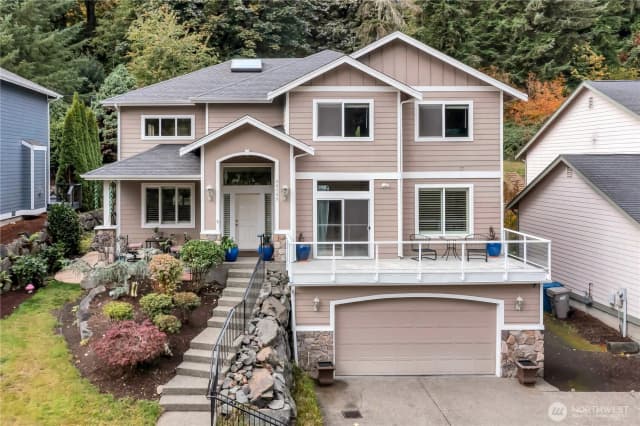 Property photo for 26525 Lake Fenwick Road S, Kent