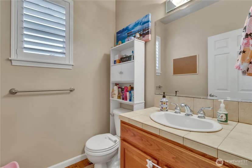 Property photo for 26525 Lake Fenwick Road S, Kent photo 15