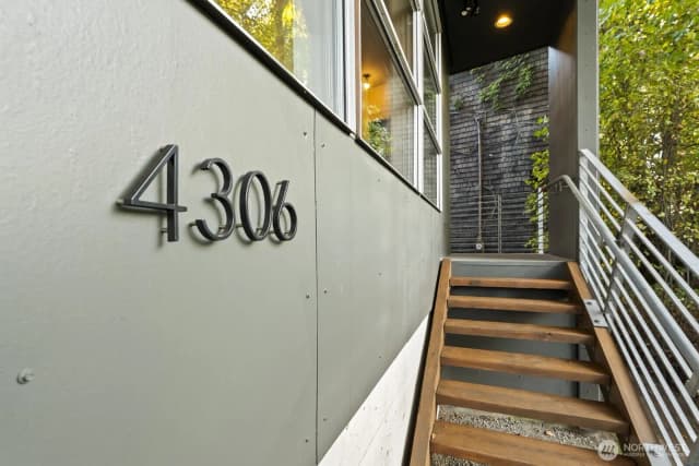 Property photo for 4306 3rd Avenue Nw, Seattle photo 3