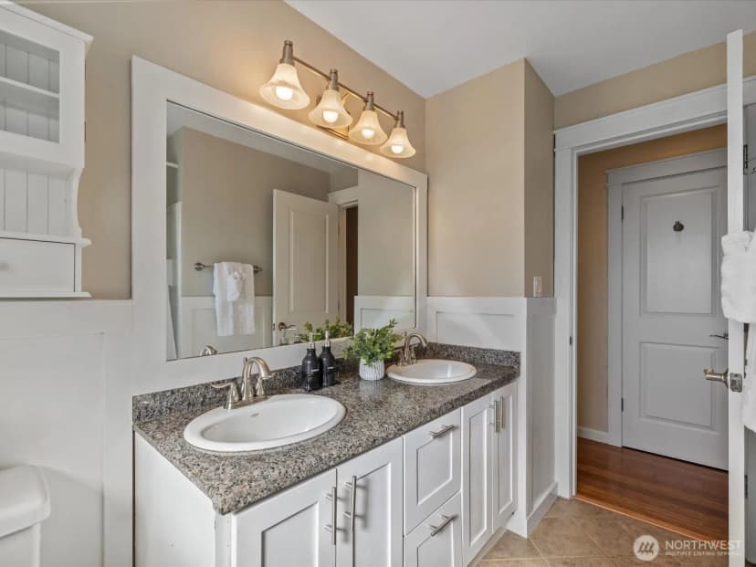 Property photo for 19116 106th Avenue Ne, Bothell photo 24