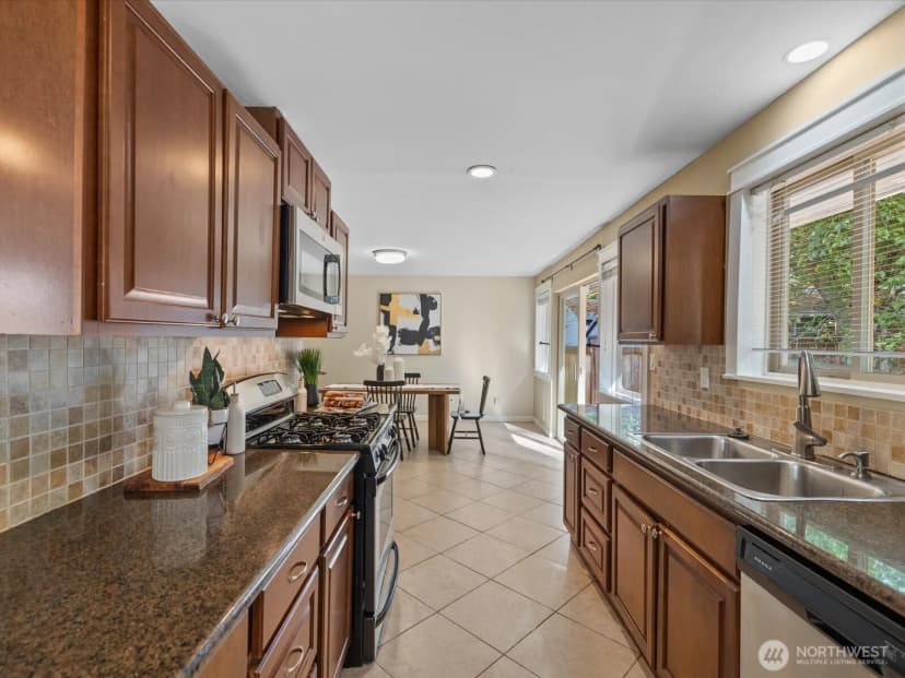 Property photo for 19116 106th Avenue Ne, Bothell photo 12