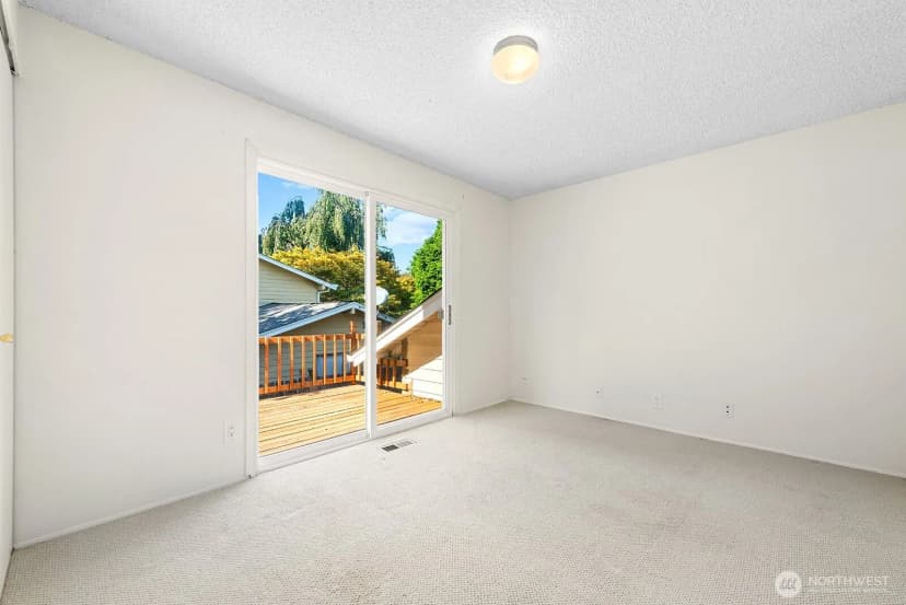 Property photo for 14221 Se 10th Place, Bellevue photo 12