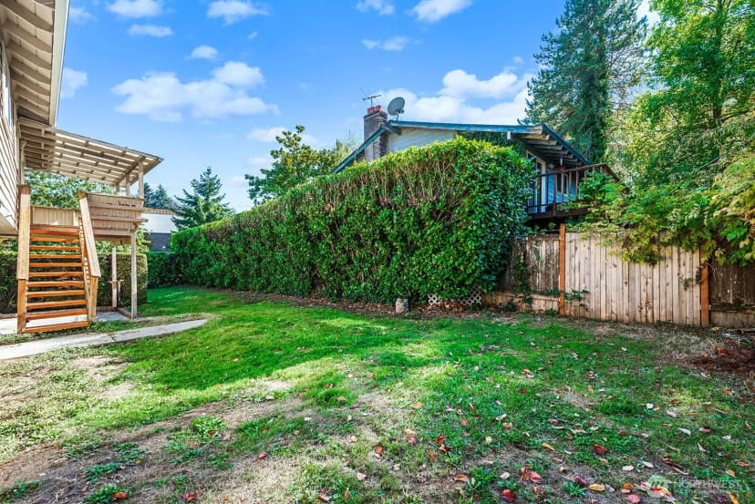 Property photo for 14221 Se 10th Place, Bellevue photo 24