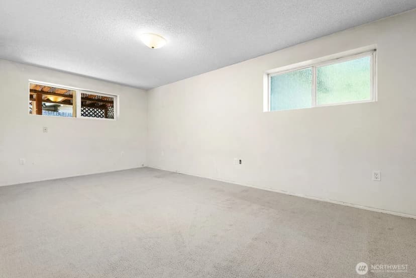 Property photo for 14221 Se 10th Place, Bellevue photo 14