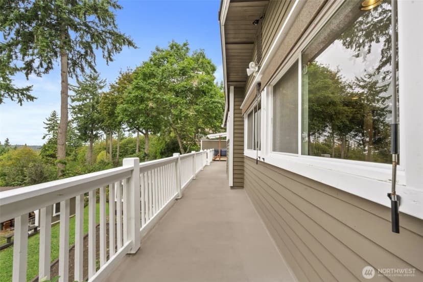 Property photo for 12509 206th Place Se, Issaquah photo 26