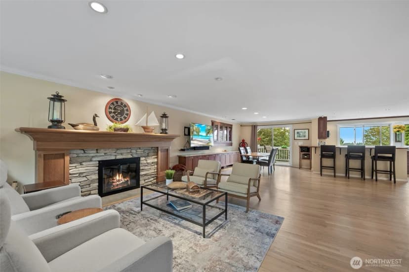 Property photo for 12509 206th Place Se, Issaquah photo 7