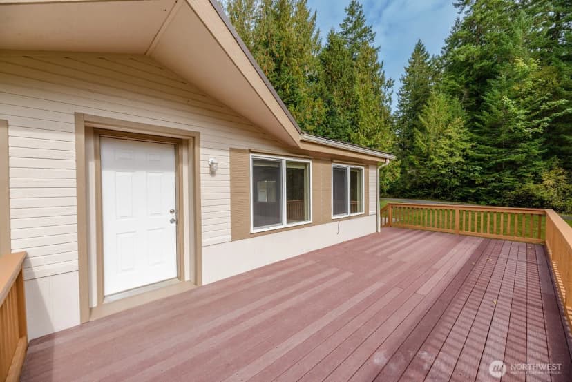 Property photo for 53464 Highway 112, Port Angeles photo 4