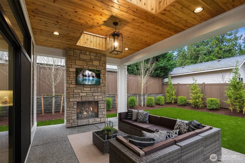 Property photo for 10609 Ne 46th, Kirkland photo 31