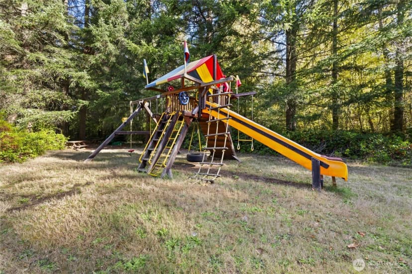 Property photo for 1710 S 390th Street, Roy photo 36
