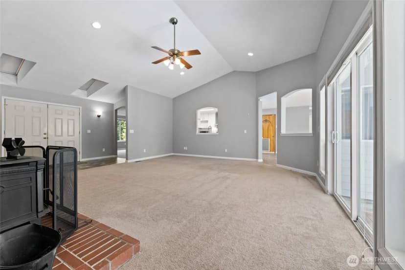 Property photo for 1710 S 390th Street, Roy photo 7