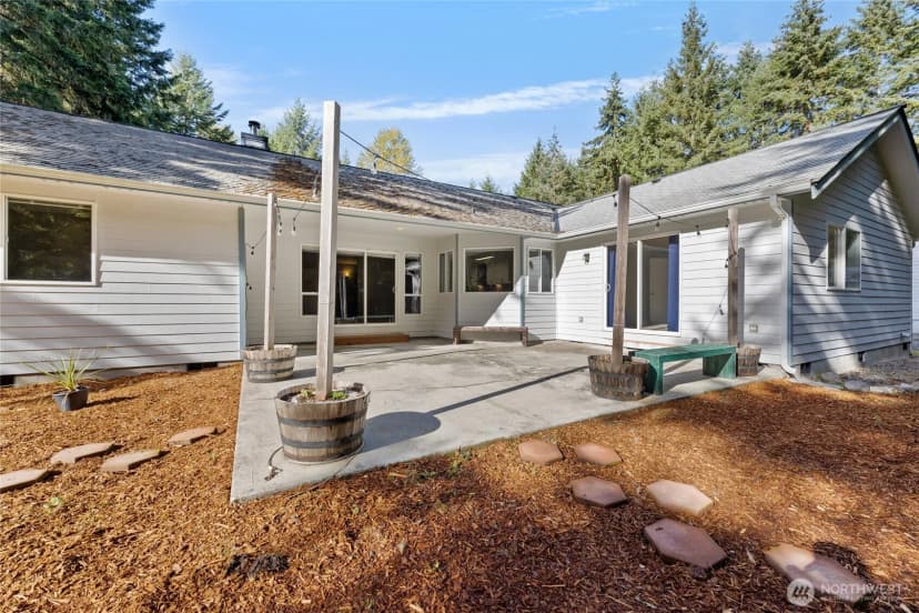 Property photo for 1710 S 390th Street, Roy photo 35