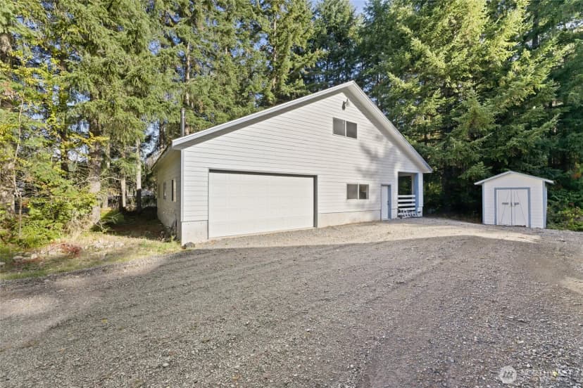 Property photo for 1710 S 390th Street, Roy photo 32