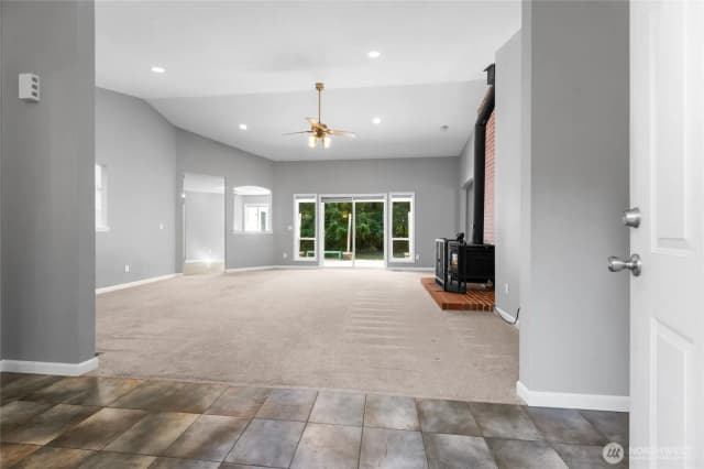 Property photo for 1710 S 390th Street, Roy photo 5