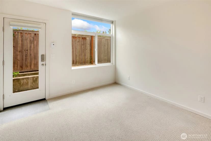 Property photo for 14308 Midvale Avenue N, Seattle photo 25