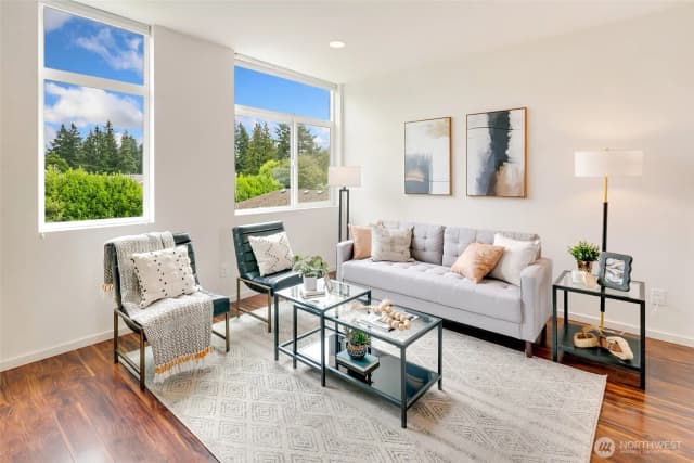 Property photo for 14308 Midvale Avenue N, Seattle photo 3