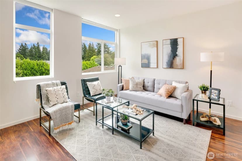 Property photo for 14308 Midvale Avenue N, Seattle photo 3