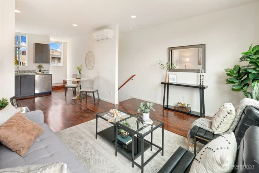 Property photo for 14308 Midvale Avenue N, Seattle photo 6