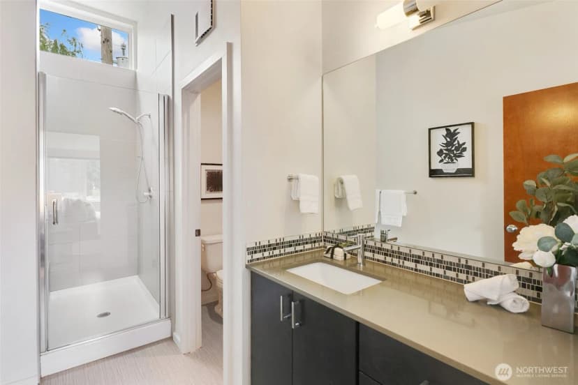 Property photo for 14308 Midvale Avenue N, Seattle photo 14