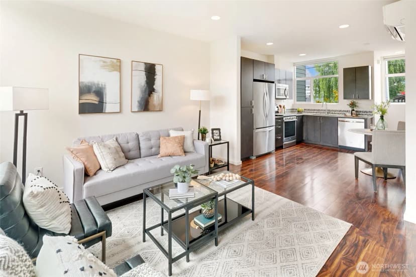 Property photo for 14308 Midvale Avenue N, Seattle photo 4