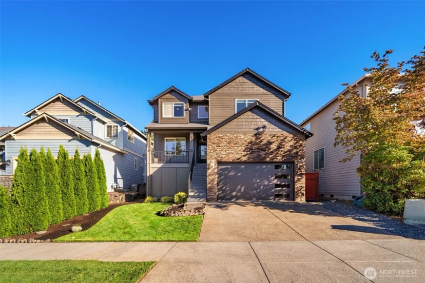 Property photo for 927 W Lookout Ridge Drive, Washougal