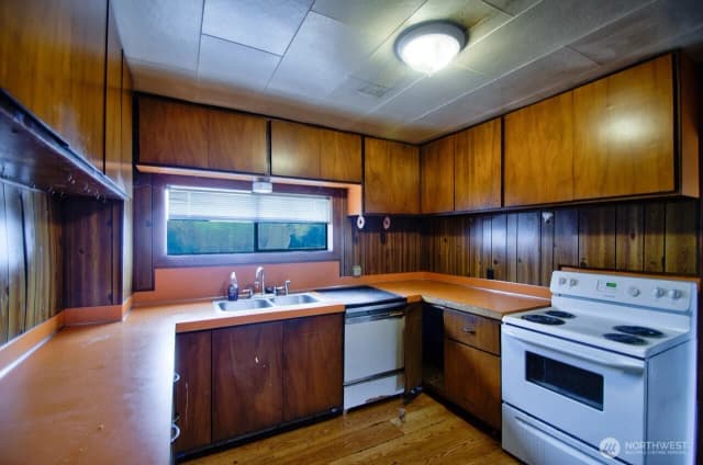 Property photo for 208 W Roanoke, Centralia photo 3