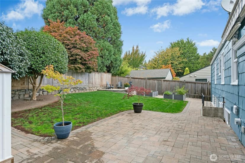 Property photo for 3615 41st Avenue W, Seattle photo 28