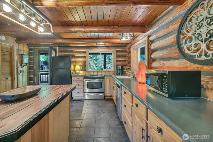 Property photo for 36115 96th Avenue E, Eatonville photo 14