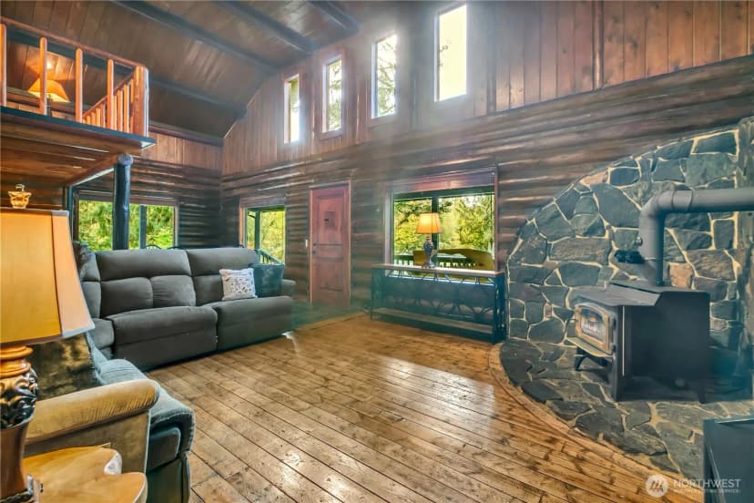 Property photo for 36115 96th Avenue E, Eatonville photo 10