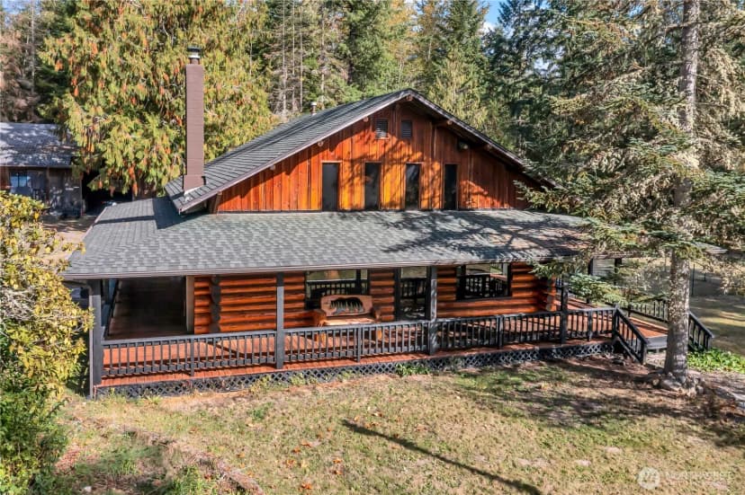 Property photo for 36115 96th Avenue E, Eatonville
