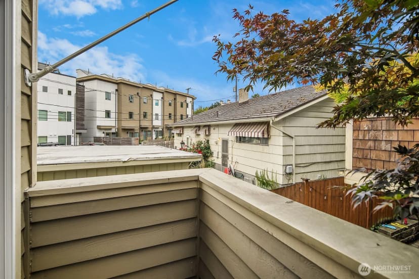 Property photo for 10203 1st Avenue Nw #b, Seattle photo 22