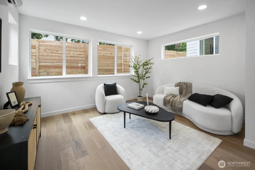 Property photo for 3422 20th Avenue S, Seattle photo 4